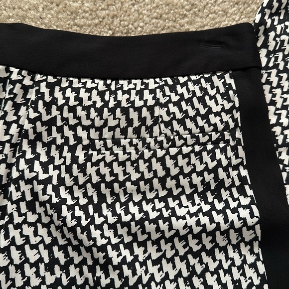 Diane Von Furstenberg Coraline Black White Patterned Pull On Silk Pants Womens 2 - Picture 9 of 13